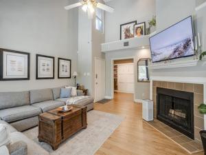 MLS #21044921 image #0