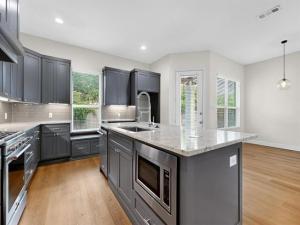 MLS #21044968 image #0