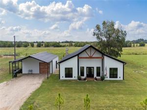 MLS #21045624 image #0