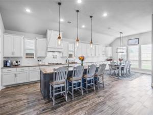 MLS #21045803 image #0