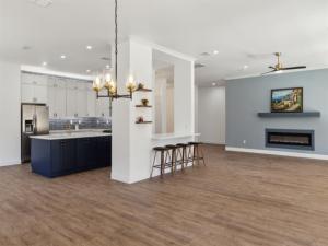 MLS #21046417 image #0