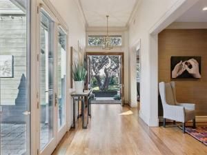 MLS #21047464 image #0