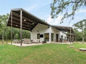 MLS #21047473 image #0