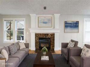 MLS #21047859 image #0