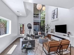 MLS #21048181 image #0