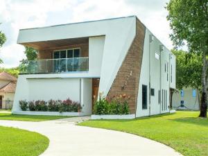 MLS #21048370 image #0