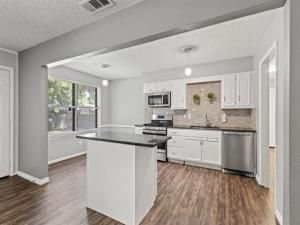 MLS #21049498 image #0