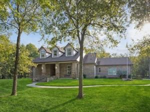 MLS #21049645 image #0