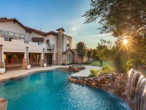 MLS #21049783 image #0