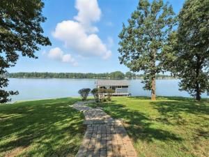 MLS #21050874 image #0