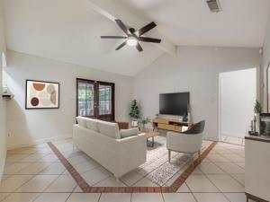 MLS #21050944 image #0