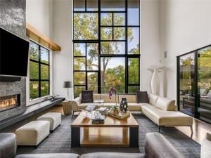 MLS #21053173 image #0