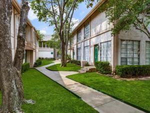 MLS #21053860 image #0