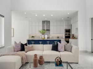 MLS #21059270 image #0