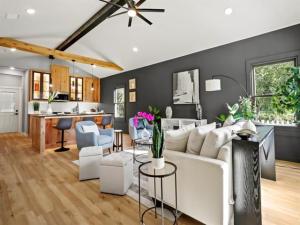 MLS #21059413 image #0