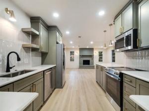 MLS #21060025 image #0