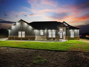 MLS #21060122 image #0