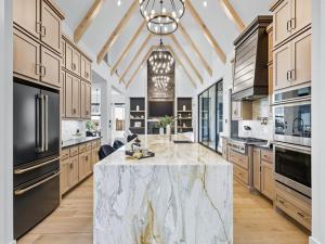 MLS #21060123 image #0