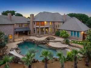 MLS #21060745 image #0