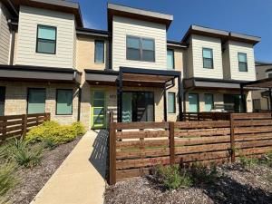 MLS #21060997 image #0