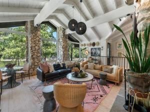 MLS #21061334 image #0