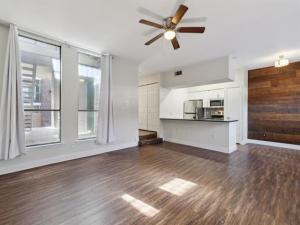 MLS #21061656 image #0