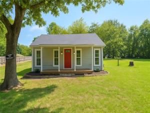 MLS #21062070 image #0