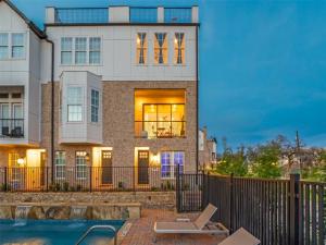 MLS #21062769 image #0