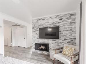 MLS #21062896 image #0