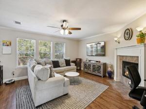 MLS #21063082 image #0