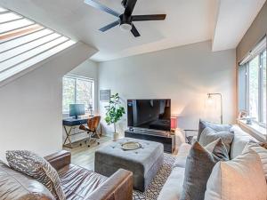 MLS #21063491 image #0