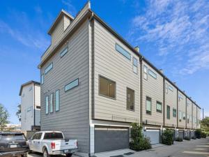 MLS #21064936 image #0