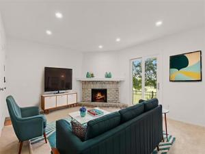 MLS #21064985 image #0