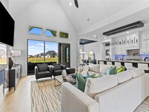 MLS #21065112 image #0