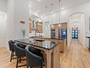 MLS #21066841 image #0