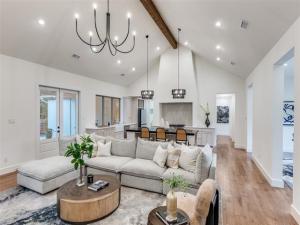 MLS #21068010 image #0