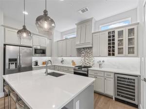 MLS #21036339 image #0