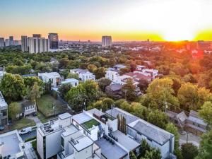 MLS #21068972 image #0