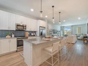 MLS #21069027 image #0