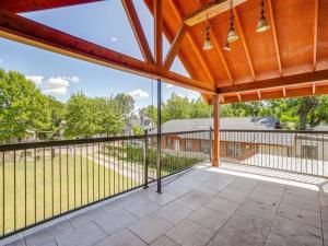 MLS #21070496 image #0