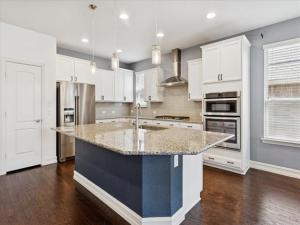 MLS #21070633 image #0