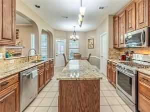 MLS #21070959 image #0