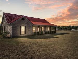 MLS #21071402 image #0