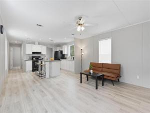 MLS #21072634 image #0