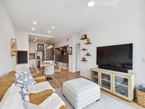 MLS #21073255 image #0