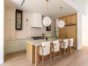 MLS #21074968 image #0
