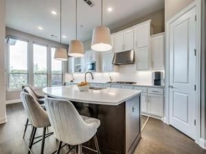 MLS #21076009 image #0