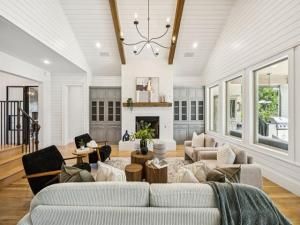 MLS #21076128 image #0