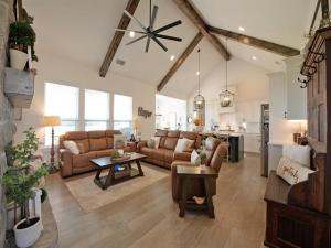 MLS #21076151 image #0