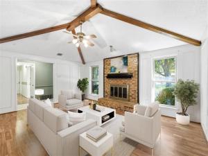 MLS #21080007 image #0